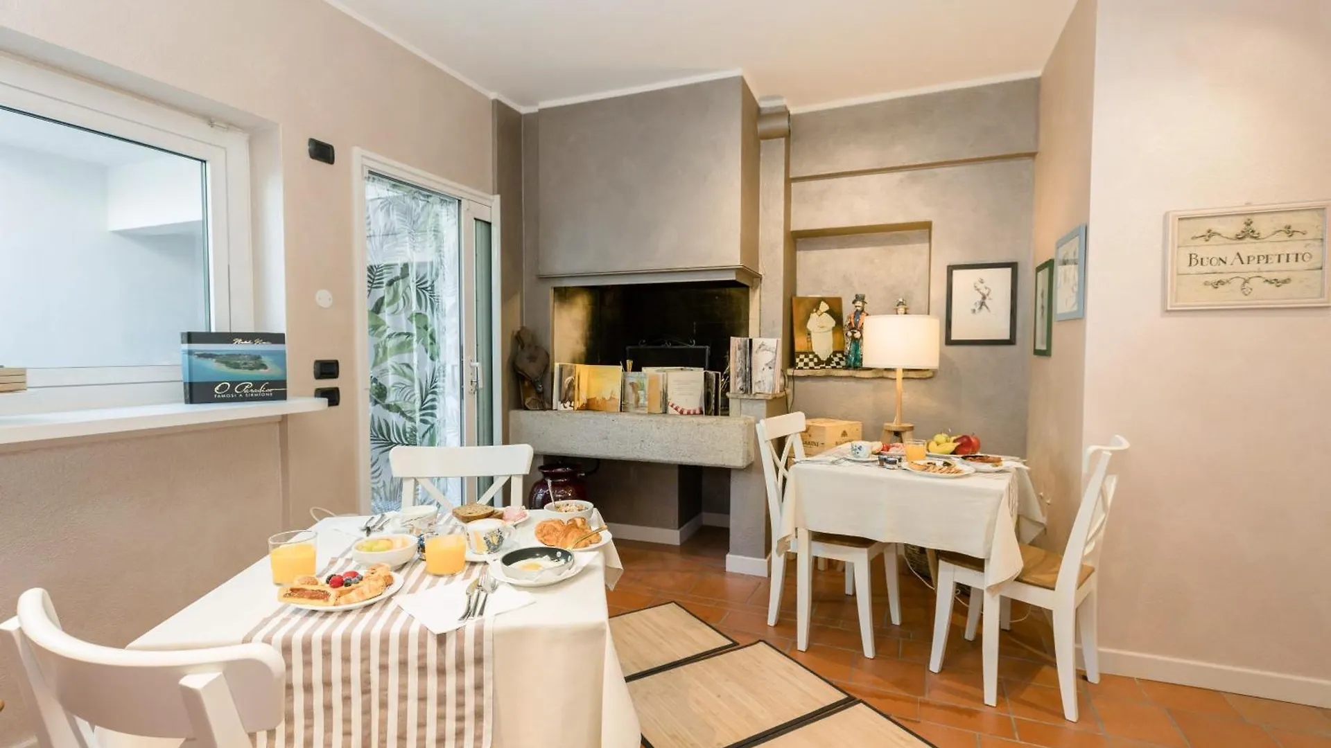 Bed and Breakfast Charming Sirmione 0*,