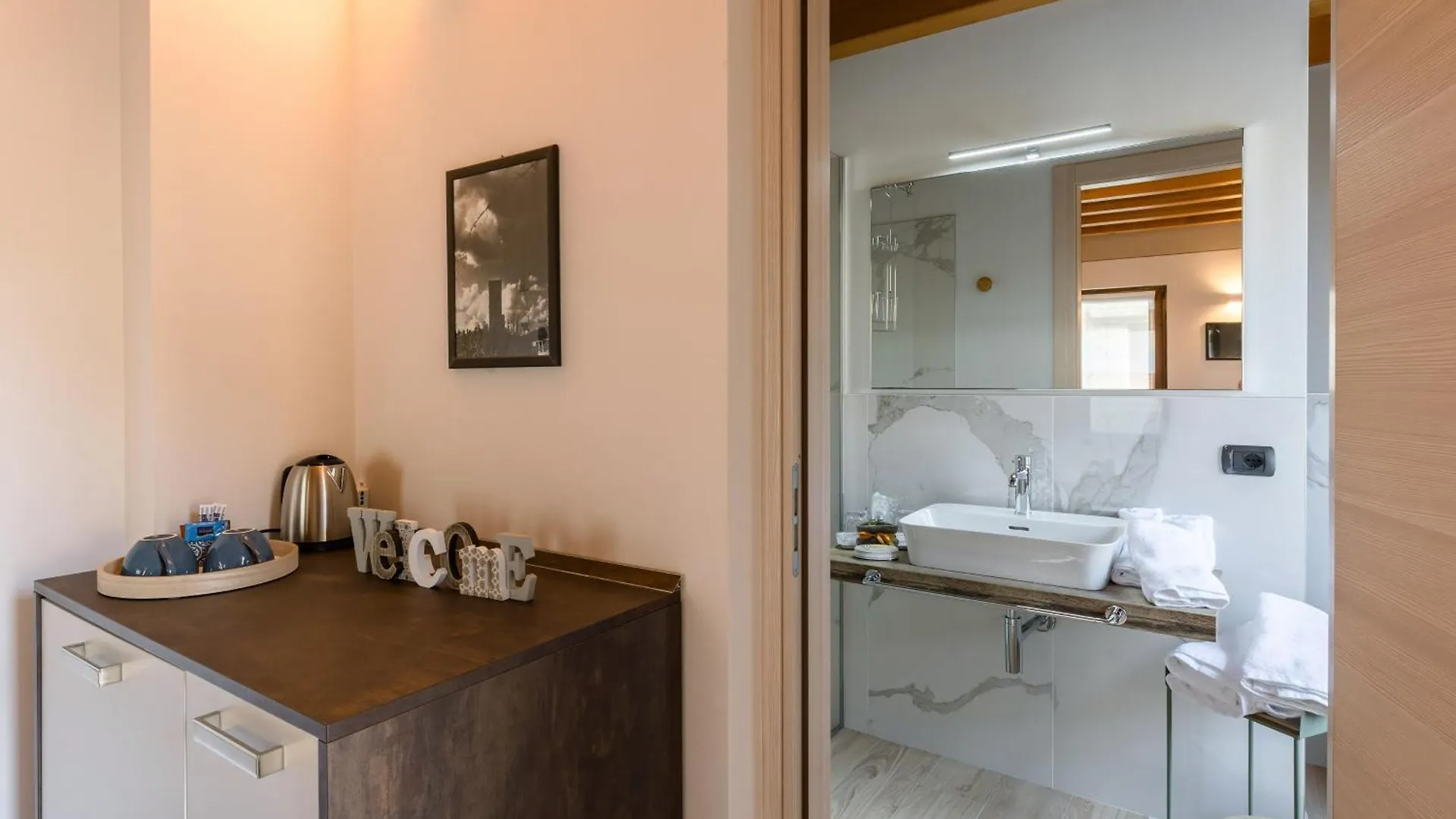 Charming Sirmione Bed & Breakfast