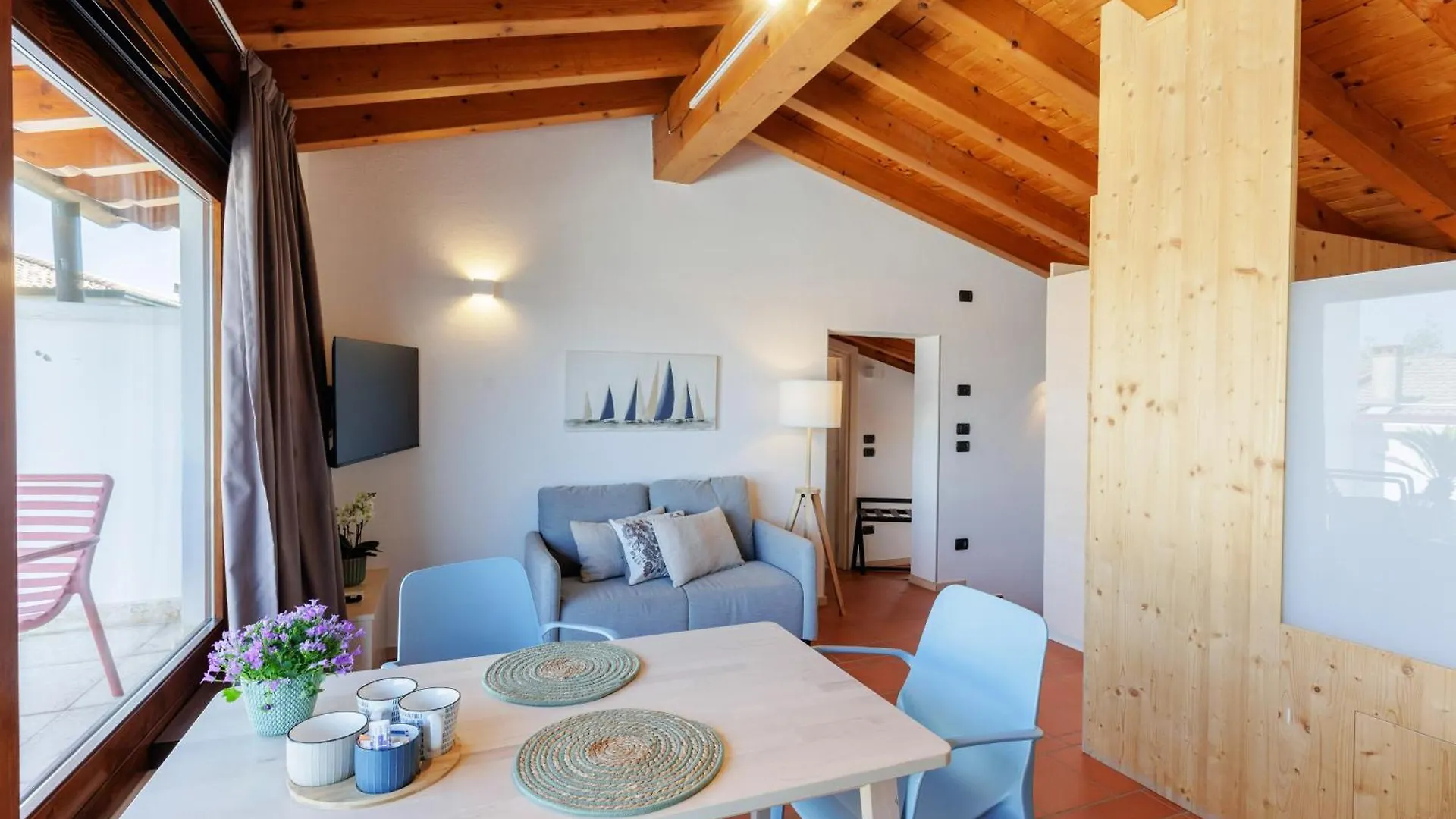 Charming Sirmione Bed & Breakfast Italy
